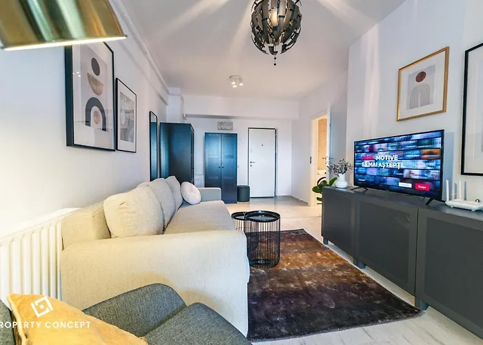 Apartment 505 *