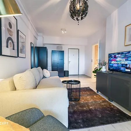 Apartment 505 *