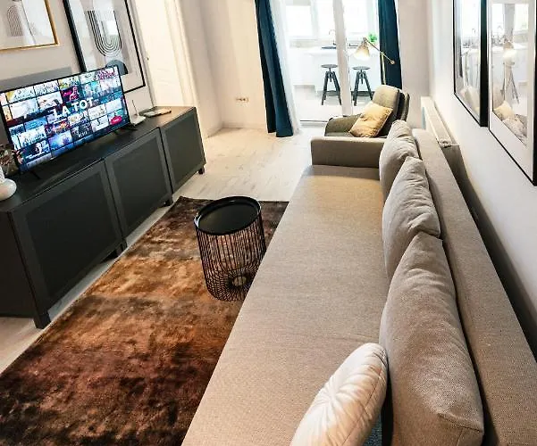 Apartment 505